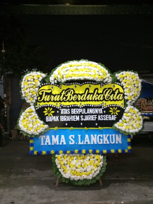 Papan Bunga Duka di Lolong Belanti